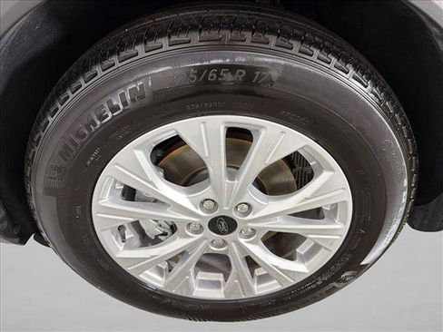 Used 2025 Ford Escape Active FWD image 11