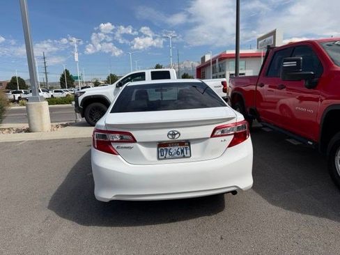 Used 2013 Toyota Camry LE FWD image 4