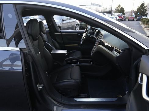 Used 2017 Tesla Model S 75D image 29