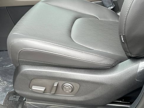 New 2026 Kia Carnival SX FWD image 19