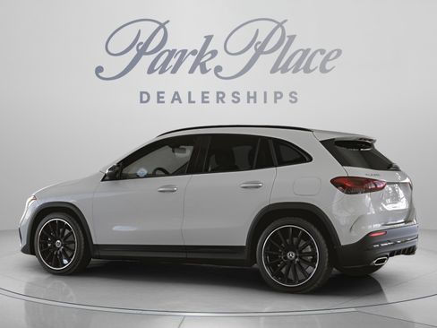 Used 2023 Mercedes-Benz GLA 250 4MATIC image 11