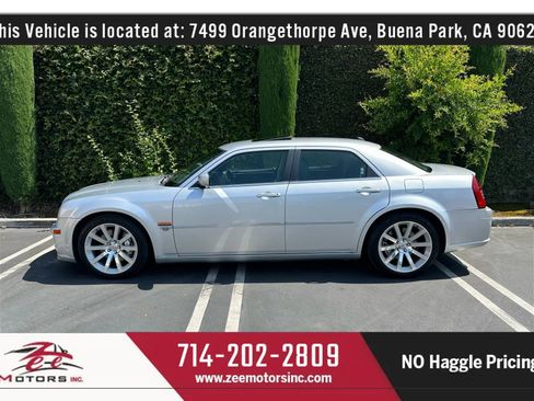 Used 2005 Chrysler 300 SRT8 w/ SRT Option Group II image 10