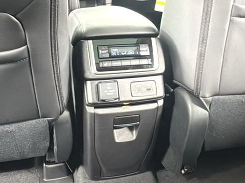 New 2026 Subaru Ascent Touring image 37