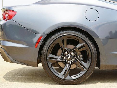 Used 2019 Chevrolet Camaro LT RWD image 16