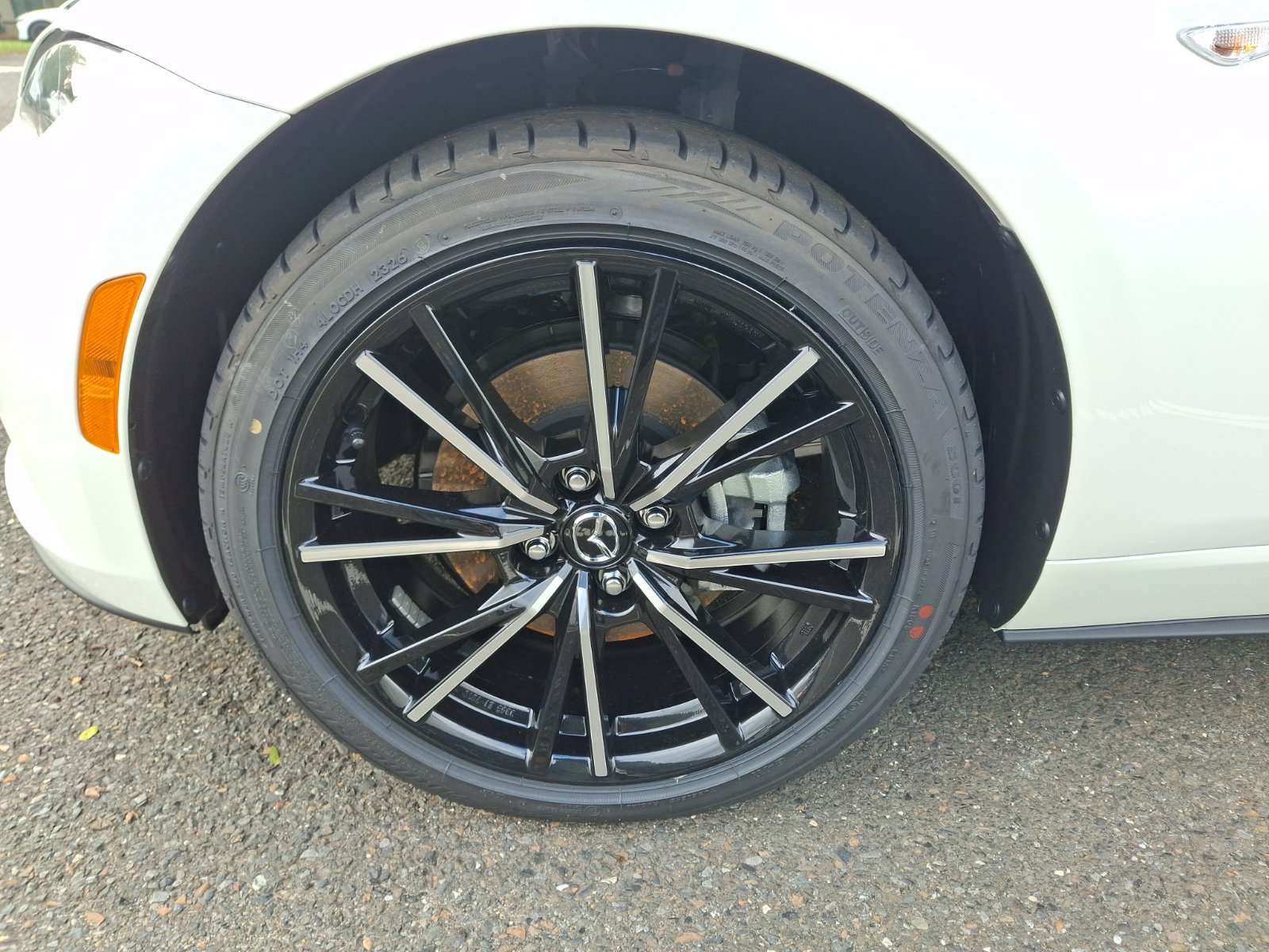 New 2026 MAZDA MX-5 Miata Grand Touring w/ Weather Package RWD image 4