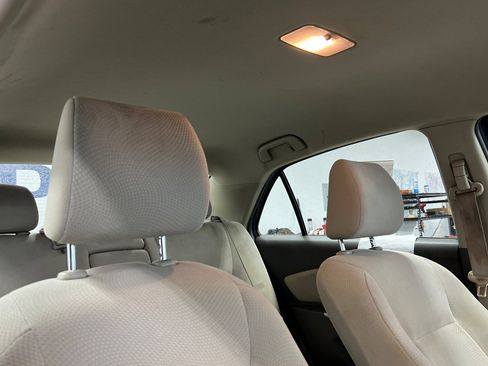 Used 2011 Toyota Yaris Sedan image 15