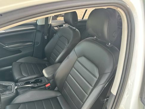 Used 2017 Volkswagen Golf Alltrack SEL AWD/4WD image 34