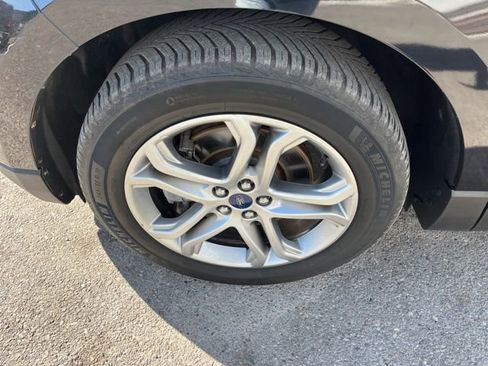 Used 2016 Ford Edge Titanium image 24