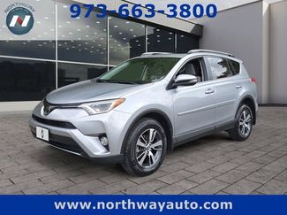 Used 2018 Toyota RAV4 XLE image 1