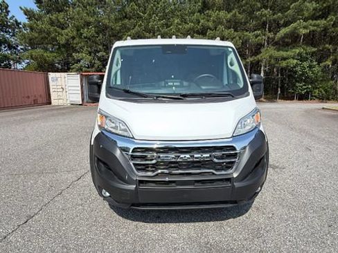 Used 2025 RAM ProMaster 2500 w/ U-Haul Equipment Group FWD image 2