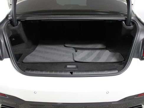 Used 2023 BMW 530e w/ M Sport Package image 44