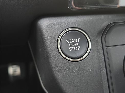 New 2026 Land Rover Defender 110 V8 image 27