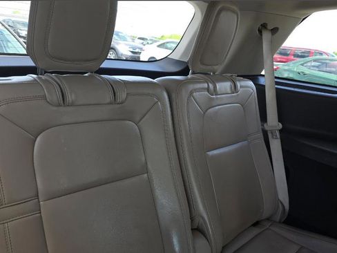 Used 2021 Lincoln Aviator Reserve w/ Elements Package Plus AWD/4WD image 15
