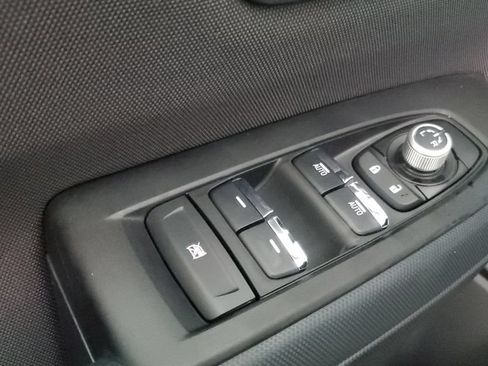 Used 2026 Subaru Forester Premium AWD/4WD image 9
