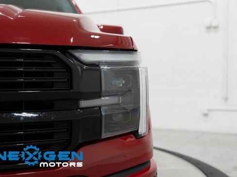 Used 2024 Ford F150 Platinum image 5