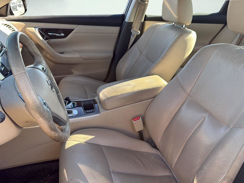 Used 2015 Nissan Altima 2.5 SL FWD image 10