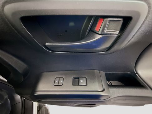 Used 2022 Toyota Tacoma SR RWD image 30