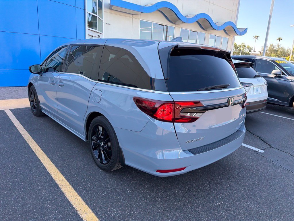 Certified 2023 Honda Odyssey Sport image 8