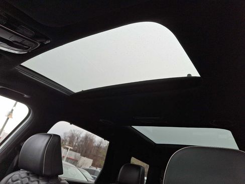 Used 2022 Hyundai Palisade Calligraphy image 13