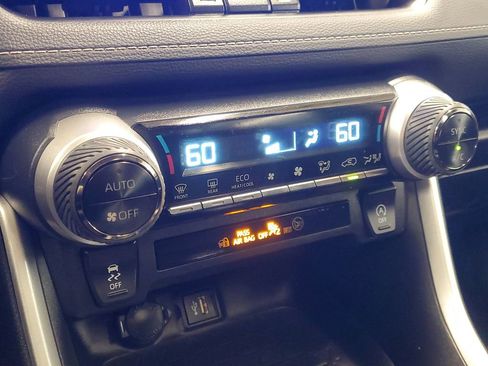 Certified 2024 Toyota RAV4 XLE Premium image 29