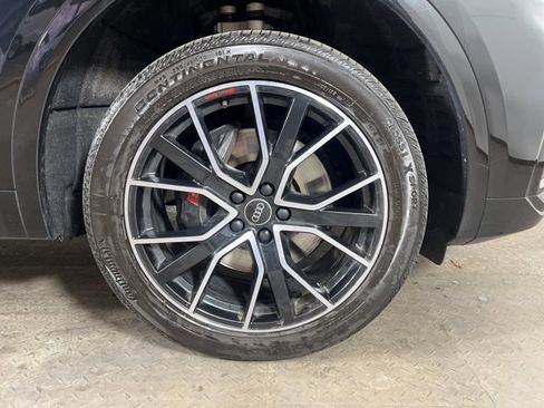 Used 2023 Audi SQ5 Premium Plus w/ Premium Plus Package image 9