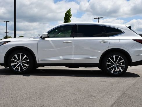Used 2026 Acura MDX SH-AWD w/ Technology Package image 4