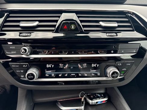 Used 2023 BMW M5 w/ Competition Package image 33