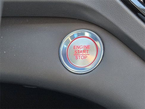 Certified 2025 Acura RDX SH-AWD image 23