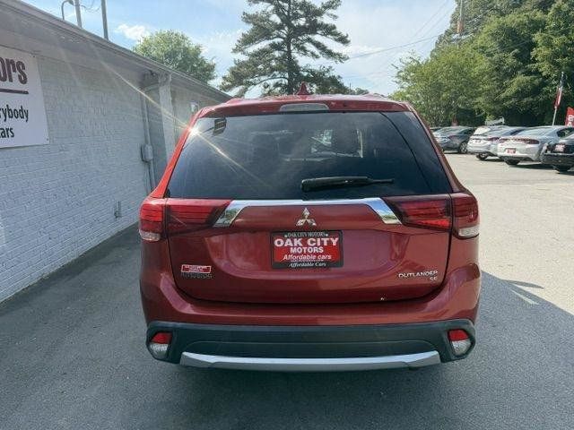 Used 2017 Mitsubishi Outlander SEL AWD/4WD image 6