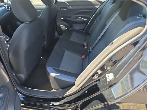 Used 2023 Nissan Versa SV FWD image 17