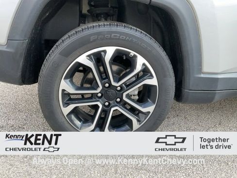 Used 2022 Jeep Compass Limited image 9