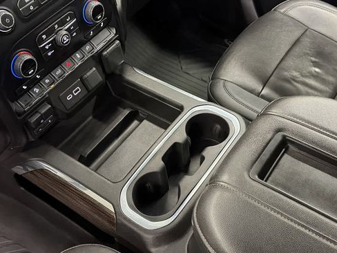 Used 2021 Chevrolet Silverado 1500 RST image 16