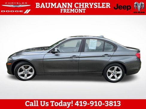 Used 2014 BMW 320i xDrive Sedan AWD/4WD image 3