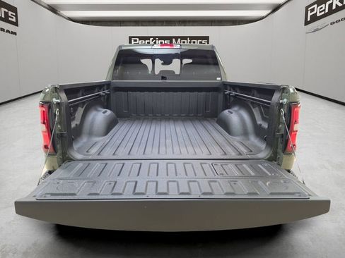 New 2026 RAM 1500 Laramie AWD/4WD image 10