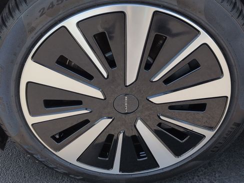 Used 2024 Lucid Air Grand Touring AWD/4WD image 13