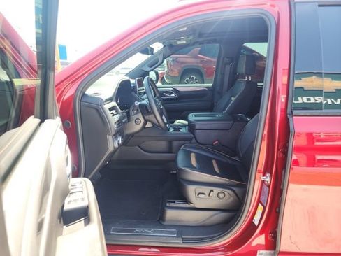 Certified 2024 GMC Yukon XL AT4 w/ Technology Package AWD/4WD image 23