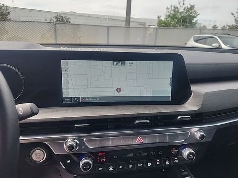 Certified 2025 Kia Telluride SX X-Line image 19