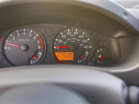 Used 2016 Nissan Frontier SV RWD image 7
