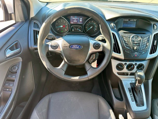 Used 2012 Ford Focus SE FWD image 15