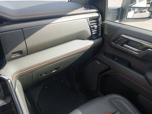 Used 2024 GMC Sierra 2500 AT4 w/ AT4 Premium Plus Package image 41