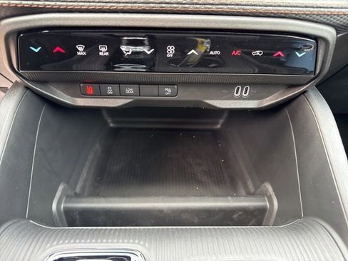 New 2026 Jeep Cherokee Limited AWD/4WD image 16