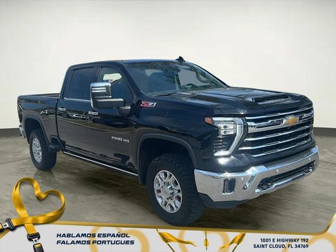Certified 2024 Chevrolet Silverado 2500 LTZ w/ LTZ Convenience Package image 8