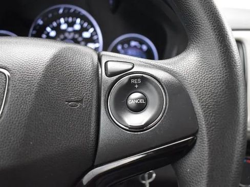Used 2021 Honda HR-V LX image 23