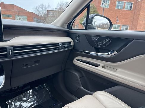 Used 2024 Lincoln Corsair Grand Touring w/ Equipment Group 302A image 23