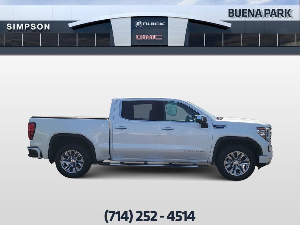 Used 2024 GMC Sierra 1500 Denali w/ Technology Package AWD/4WD image 9