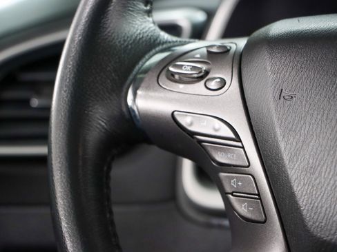 Used 2023 Nissan Murano SV FWD image 13