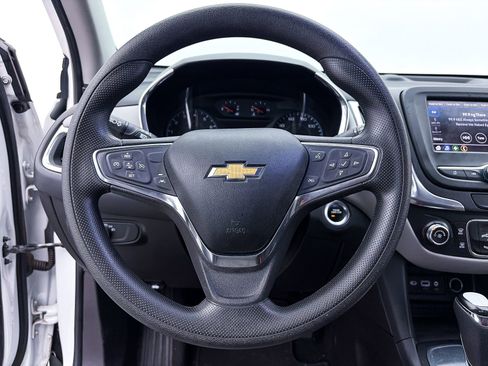 Used 2021 Chevrolet Equinox LS w/ LS Convenience Package FWD image 24