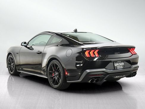 Used 2025 Ford Mustang GT Premium RWD image 3