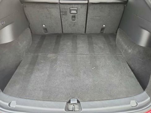 Used 2022 Tesla Model Y Long Range image 15
