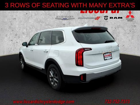 Used 2023 Kia Telluride LX image 4